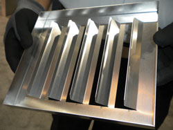 钣金加工企业如何通过引进自动化折弯成型设备降低生产成本，提高产品质量？-中山重庆辉煌美容护肤产品有限公司-重庆辉煌美容护肤产品有限公司