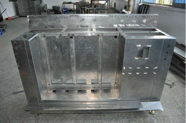 浅谈钣金加工的优势-重庆辉煌美容护肤产品有限公司